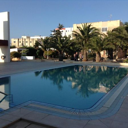 Seafront Apartment With Pool San Pawl il-Baħar Extérieur photo